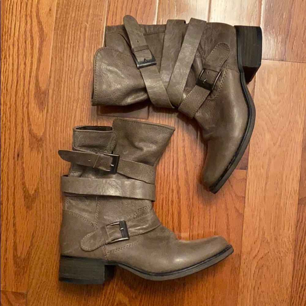 Strappy boots